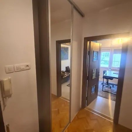 דירה One-bedroom In Center סקופיה