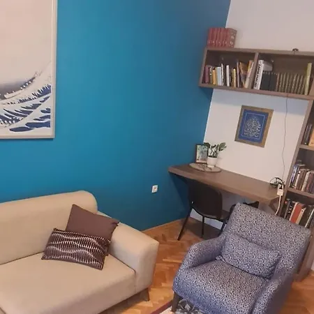 One-bedroom In Center