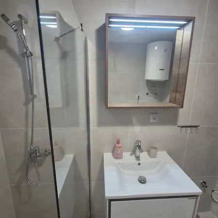 One Bedroom In - Center Apartment Skopje